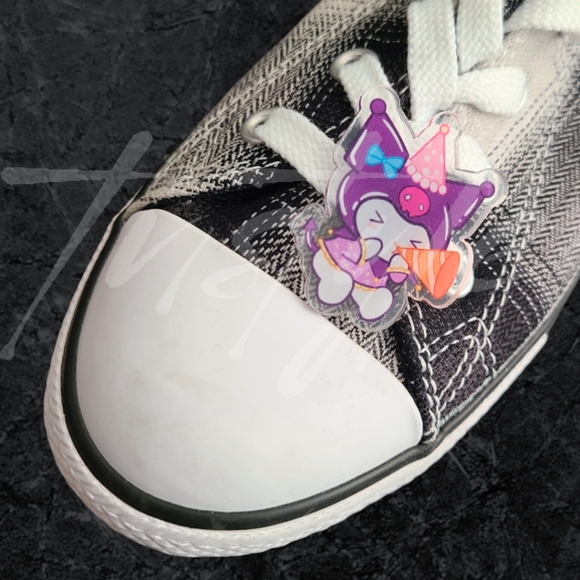 ⭐️4/$20⭐️ Sanrio Kuromi Shoelace Charm - Picture 1 of 3